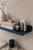 Metallregal-Strato---modernes-Wandregal-fuers-Wohnzimmer