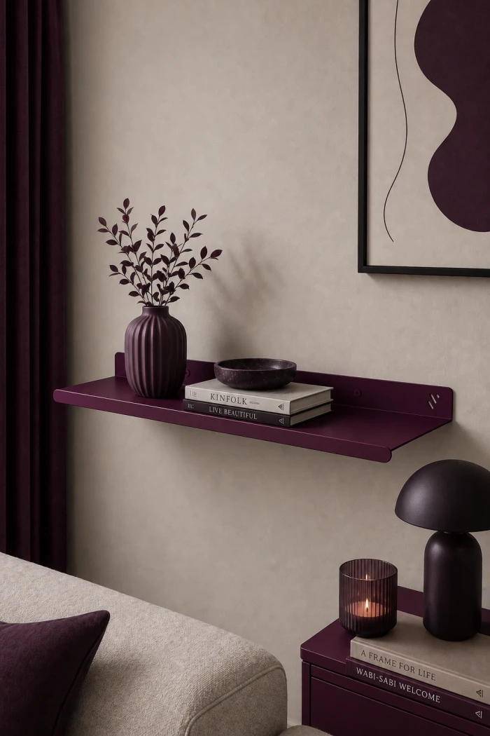Metallregal-Strato---modernes-Wandregal-fuers-Wohnzimmer