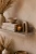 Metallregal-Strato---modernes-Wandregal-fuers-Wohnzimmer