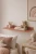 Metallregal-Strato---modernes-Wandregal-fuers-Wohnzimmer