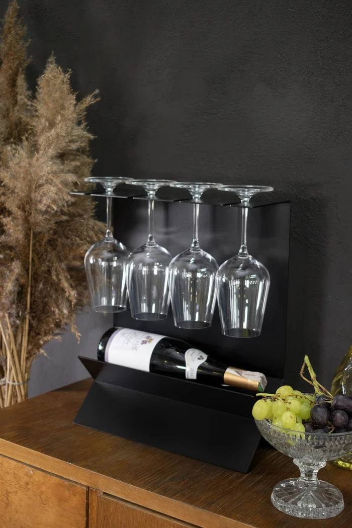 Metalowy-stojak-na-wino-Rosso-I (2).webp