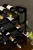 Metalowy-regal-na-wino-na-24-butelki-Ribera (3).webp